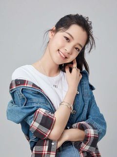 Ouyang Nana (欧阳娜娜)